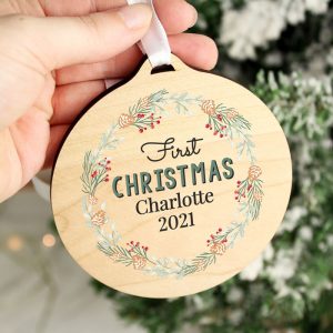 Personalised Wreath Round Wooden Christmas Tree Decoration