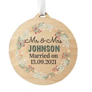 Personalised Wreath Round Wooden Christmas Tree Decoration