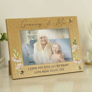 Personalised Floral Bee 6x4 Inch Oak Finish Photo Frame