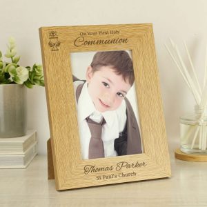 Personalised Holy Communion 6x4 Inch Oak Veneer Photo Frame
